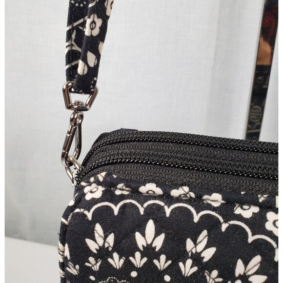 Vera Bradley All in One Crossbody Bag Black Bandana Medallion - Picture 5 of 16